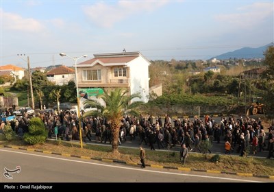 تشییع پیکرشهیدای گمنام در روستای واجارگاه