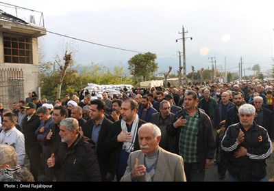 تشییع پیکرشهیدای گمنام در روستای واجارگاه