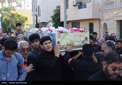 تشییع و دفن شهید گمنام در دانشگاه فرهنگیان بوشهر