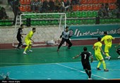دیدار تیم های فوتسال آرمان زنجان و فولاد آلیاژی یزد