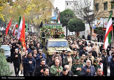 همزمان با سالروز شهادت بهترین بانوی دو عالم حضرت فاطمه زهرا (س)، پیکرهای مطهر 6 شهید گمنام تازه تفحص‌شده دوران دفاع مقدس و 3 شهید مدافع امنیت فراجا از معراج شهدای سپاه رشت تا میدان شهدای ذهاب این شهر تشییع شدند. 