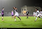 دیدار تیم های فوتبال نساجی مازندران و خیبر خرم آباد