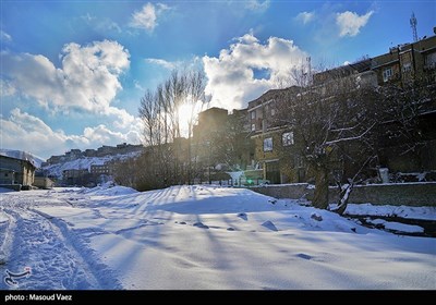 بارش برف در روستای لیقوان - تبریز