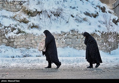 بارش برف در روستای لیقوان - تبریز