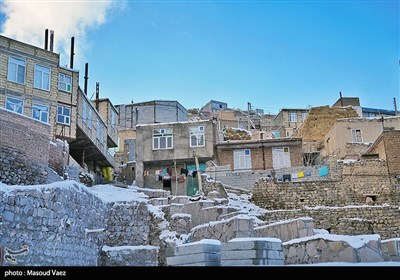 بارش برف در روستای لیقوان - تبریز