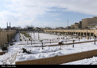 بارش برف در زنجان 