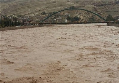 بررسی مشکلات و بحران آب در لرستان با حضور نماینده وزیر نیرو