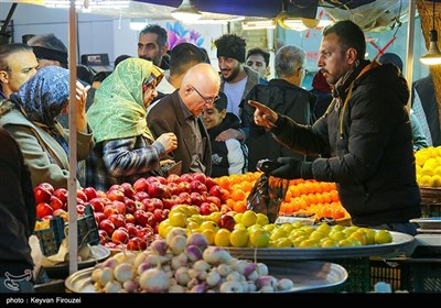 بازار سنندج در آستانه شب یلدا