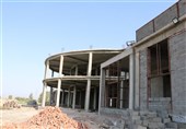 پیمانکاران نامناسب و تأخیر اعتباری؛ چرایی بلاتکلیفی بیمارستان عنبرآباد