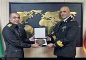 دیدار فرمانده منطقه یکم نداجا با فرمانده ناوگروه نیروی دریایی پاکستان
