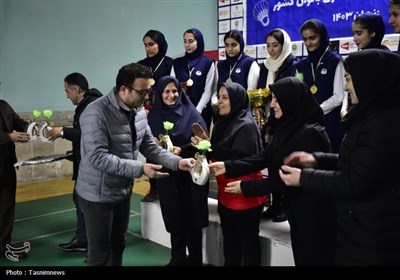 قهرمانی بانوان زنجانی در لیگ برتر بدمینتون