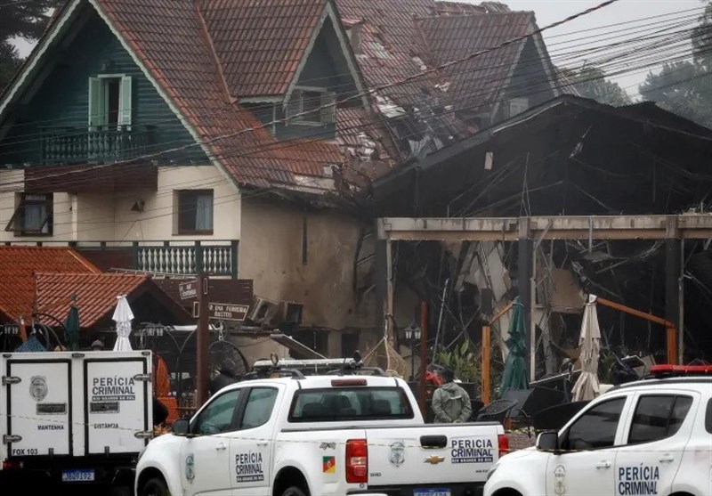 Small Plane Crashes into Brazil Town Popular with Tourists, Killing 10