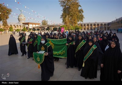 آیین غبارروبی مضجع شریف حضرت احمدبن موسی الکاظم علیهماالسلام و گلباران قبور شهدا،