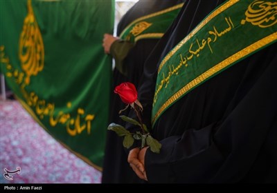 آیین غبارروبی مضجع شریف حضرت احمدبن موسی الکاظم علیهماالسلام و گلباران قبور شهدا،