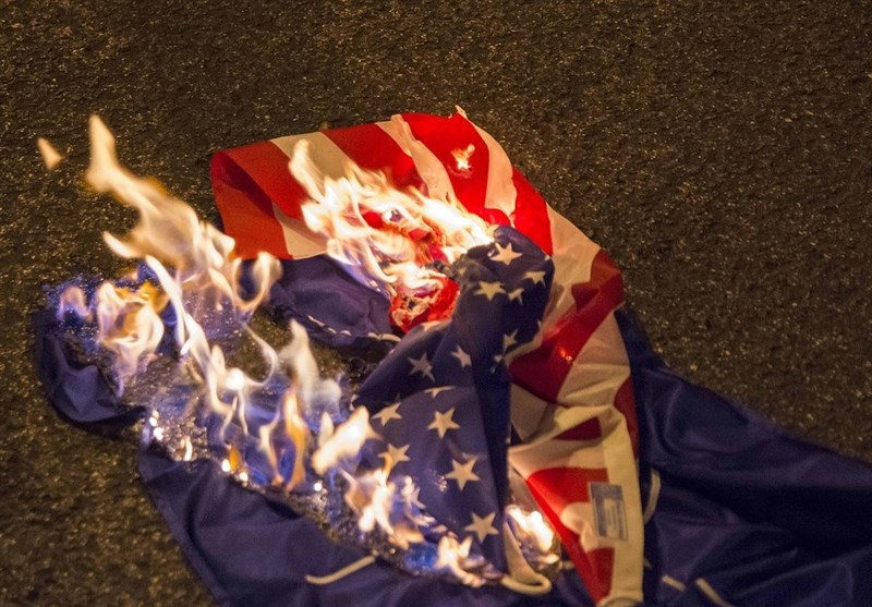 Panama Protesters Burn US Flag over Trump’s Remarks on Canal Control