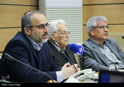تجلیل از پژوهشگران برتر استان زنجان