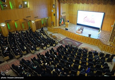 همایش بزرگداشت مقام مادر