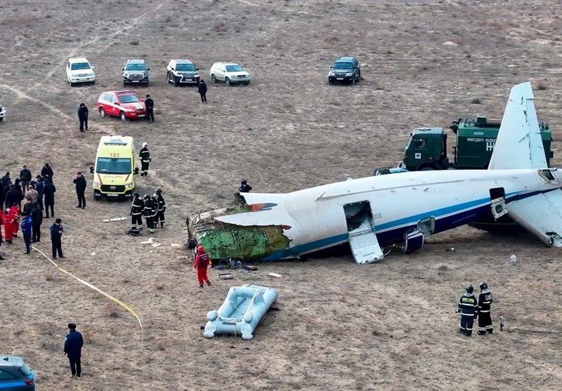 Pezeshkian Offers Condolences after Azeri Plane Crash in Kazakhstan