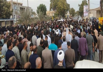 تشییع باشکوه پیکر مطهر شهید مدافع امنیت در بندرلنگه