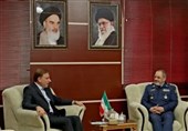 استاندار بوشهر خواستار فعال شدن سرمایه‌های منجمد شد