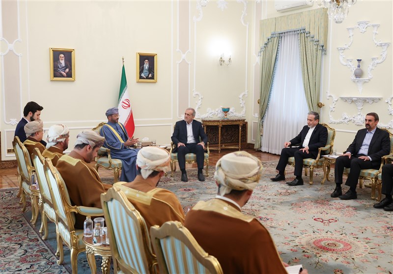 Iran Resolved to Promote Regional Peace: President