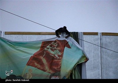 نصب بزرگ‌ترین بیلبورد کشور در کرمان