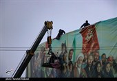 نصب بزرگ‌ترین بیلبورد کشور در کرمان