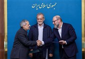 تفاهمنامه دولت و بنیاد مستضعفان برای ساخت 2000 کلاس درس