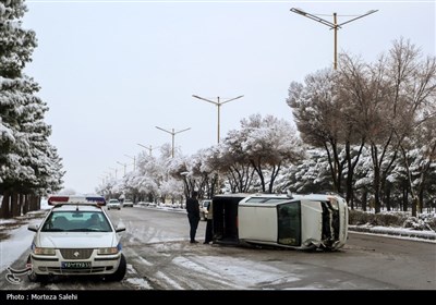 بارش برف در مبارکه اصفهان