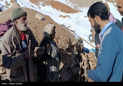 بازدید 6ساعته فرماندار نهبندان از مناطق عشایری گرفتار در برف