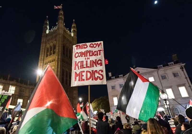 Protest in London Demands Action over Israeli Attacks on Gaza&apos;s Health Services