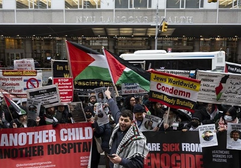 Pro-Palestinian Protesters Rally in NYC for Release of Gaza Doctor Detained by Israeli Forces