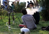 تهدید سلامت عمومی با عرضه قلیان در پارکهای خوزستان!