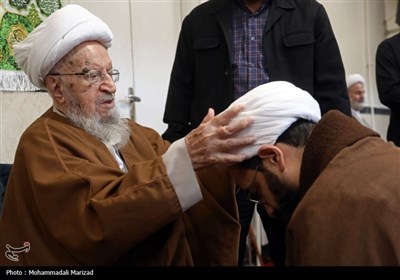 عمامه گزاری طلاب به مناسبت میلاد حضرت علی (ع) - قم