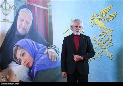 منوچهر شاهسواری دبیر چهل و سومین جشنواره فیلم فجر در مراسم قرعه‌کشی جدول نمایش فیلم‌های جشنواره فیلم فجر