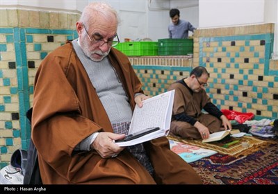 مراسم معنوی اعتکاف در زنجان