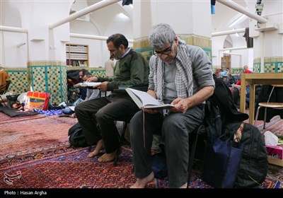 مراسم معنوی اعتکاف در زنجان
