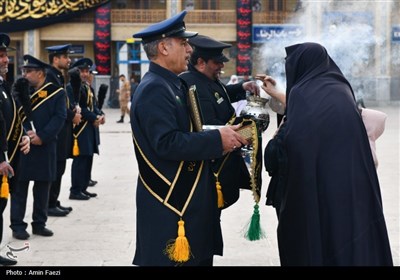 اهتزاز پرچم عزا بر فراز گنبد حرمین مطهر احمدی و محمدی (ع)