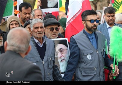 راهپیمایی باشکوه جمعه فتح در کرمان