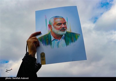 راهپیمایی باشکوه جمعه فتح در کرمان