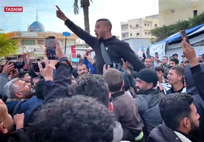 أهالی غزة.. من حقنا أن نفرح لأننا انتصرنا على العدو بعد 470 یوما من العدوان الإسرائیلی