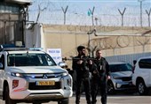استشهاد أسیر فلسطینی فی سجن عوفر الإسرائیلی