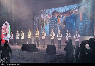 برگزاری اجلاسیه 390 شهید دانش‌آموز در کاشان