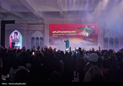 برگزاری اجلاسیه 390 شهید دانش‌آموز در کاشان