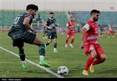 دیدار تیم‌های ذوب‌آهن اصفهان و پرسپولیس تهران