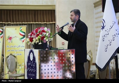 تجلیل از مدال آوران پارالمپیک و ورزشکاران المپیکی اصفهان