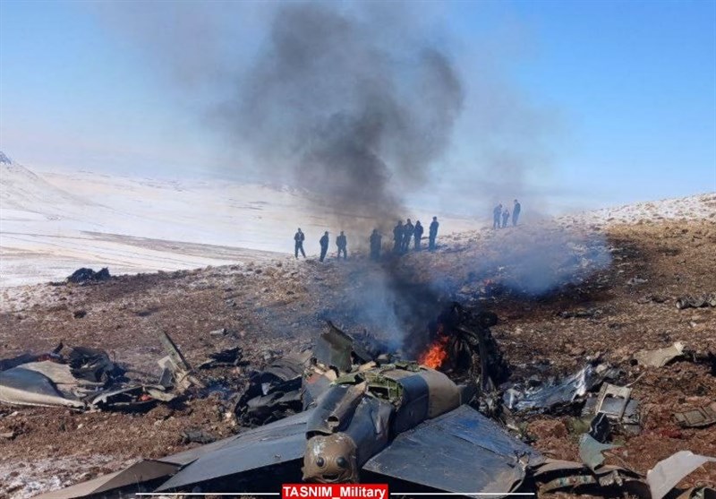 Pilots Survive Military Plane Crash in Iran