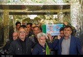 آیین وداع و طواف پیکر پاک و مطهر سربازان شهید فراجا در حرم شاهچراغ (ع) شیراز