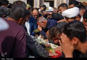آیین وداع و طواف پیکر پاک و مطهر سربازان شهید فراجا در حرم شاهچراغ (ع) شیراز