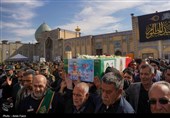 آیین وداع و طواف پیکر پاک و مطهر سربازان شهید فراجا در حرم شاهچراغ (ع) شیراز